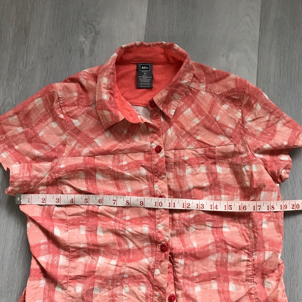 REI ORANGE CAMP SHIRT CHECK BUTTON SHORT SLEEVE WOMENS MEDIUM - Picture 3 of 8